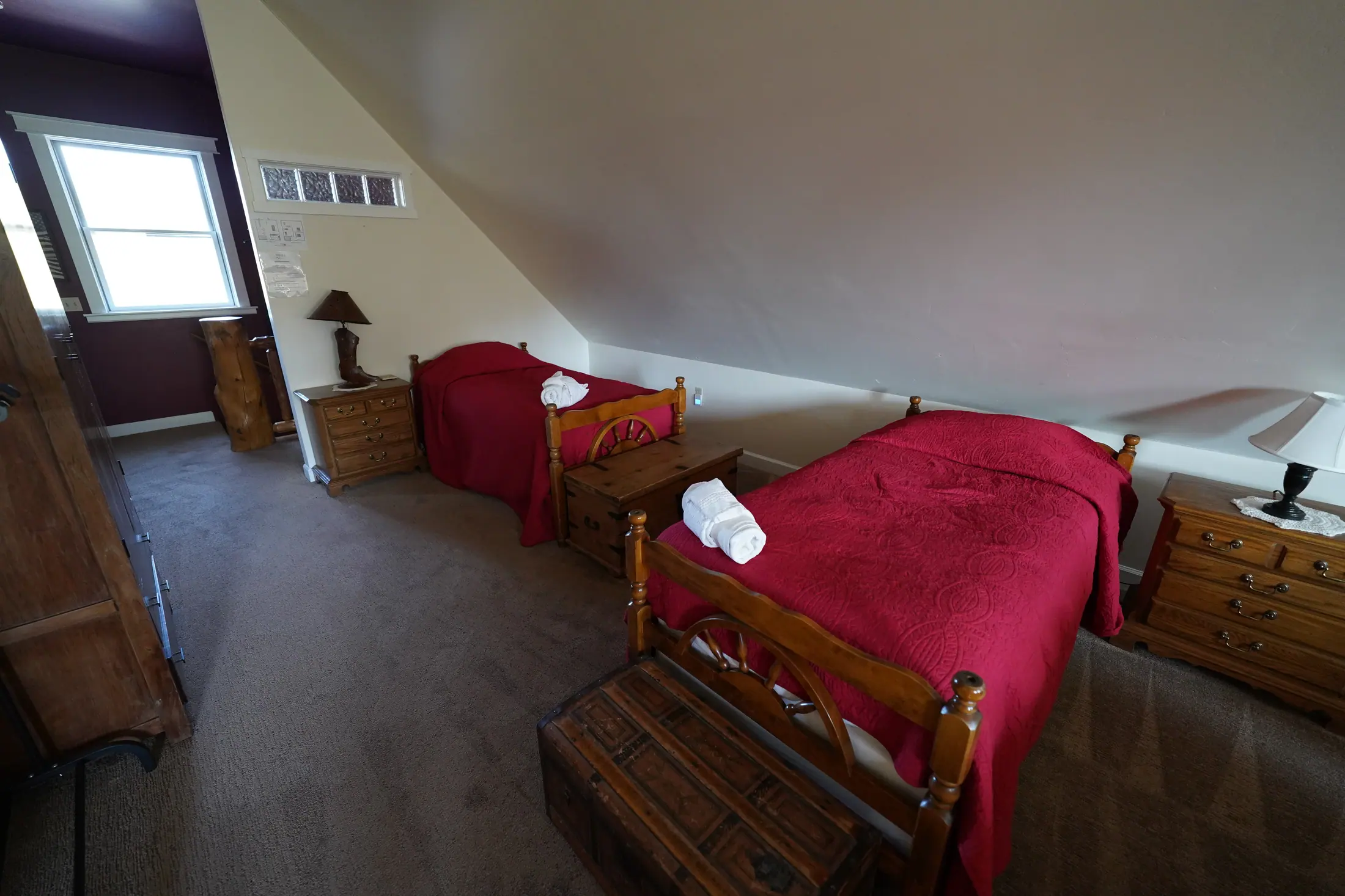 The Saloon — 15 of 21